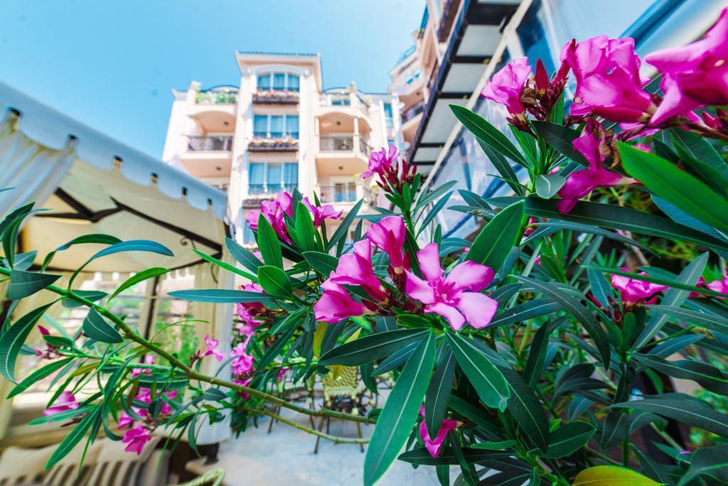 Romance Marine Aparthotel Sunny Beach Buitenkant foto